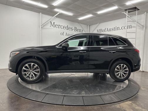 2025 Mercedes-Benz GLC 300 Base