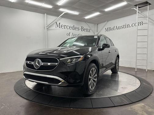 2025 Mercedes-Benz GLC 300 Base