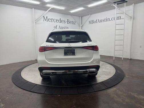 2026 Mercedes-Benz GLC 300 Base 4MATIC