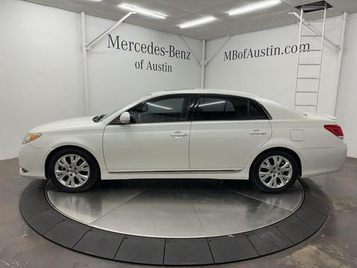2011 Toyota Avalon Base