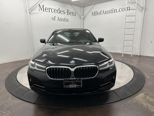 2023 BMW 530 i