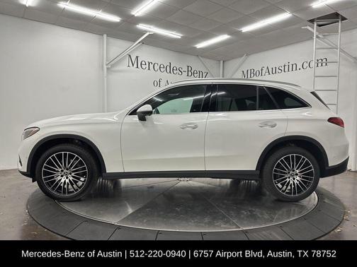 2025 Mercedes-Benz GLC 300 Base