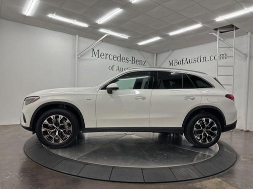 2025 Mercedes-Benz GLC 350e Base 4MATIC