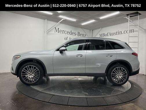 2025 Mercedes-Benz GLC 300 Base