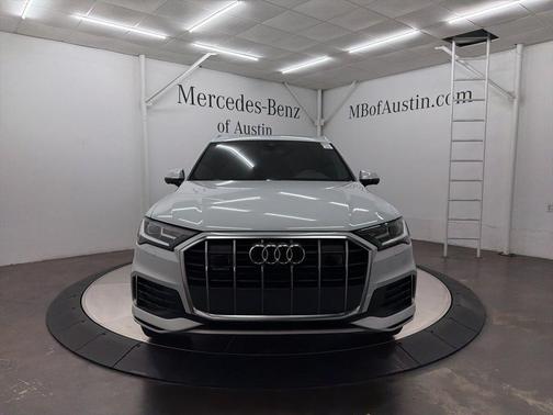 2023 Audi Q7 45 Premium