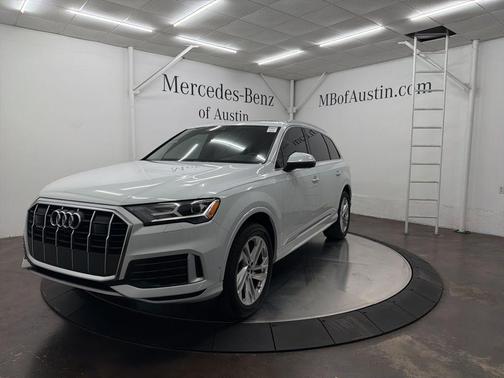 2023 Audi Q7 45 Premium