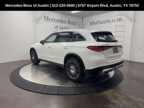 2026 Mercedes-Benz GLC 300 Base