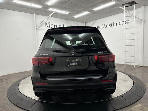 2025 Mercedes-Benz AMG GLB 35 Base