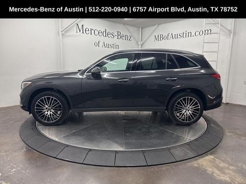 2025 Mercedes-Benz GLC 300 Base