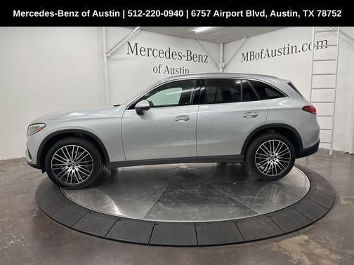 2025 Mercedes-Benz GLC 300 Base