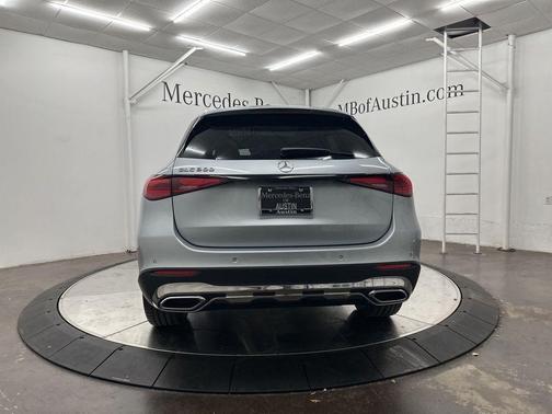 2025 Mercedes-Benz GLC 300 Base