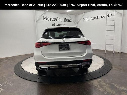 2025 Mercedes-Benz GLC 300 Base