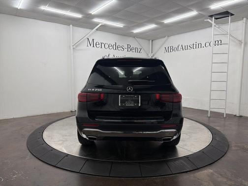 2026 Mercedes-Benz GLB 250 Base