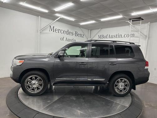 2021 Toyota Land Cruiser Base