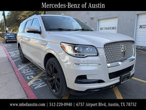 2023 Lincoln Navigator L Reserve