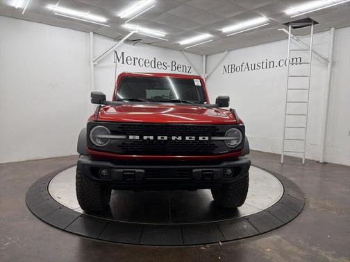 Hot Pepper Red Metallic Tinted Clearcoat 2023 Ford Bronco Wildtrak