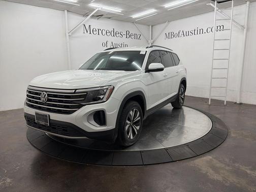 2024 Volkswagen Atlas 2.0T SE