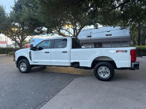 2023 Ford F-350 XL