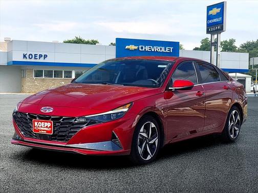 2022 Hyundai ELANTRA Limited