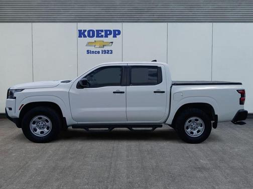 Glacier White 2022 Nissan Frontier S