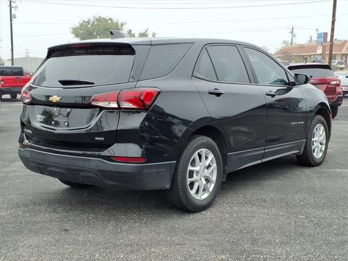 2023 Chevrolet Equinox LS