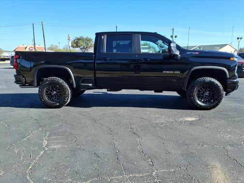 2026 Chevrolet Silverado 2500 Crew Cab, Standard Bed, XR2, 4WD