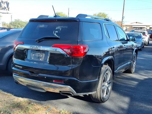 2018 GMC Acadia Denali