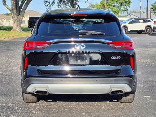 2021 INFINITI QX50 ESSENTIAL
