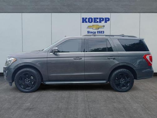 Magnetic Metallic 2021 Ford Expedition XLT