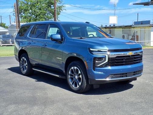 2025 Chevrolet Tahoe LS