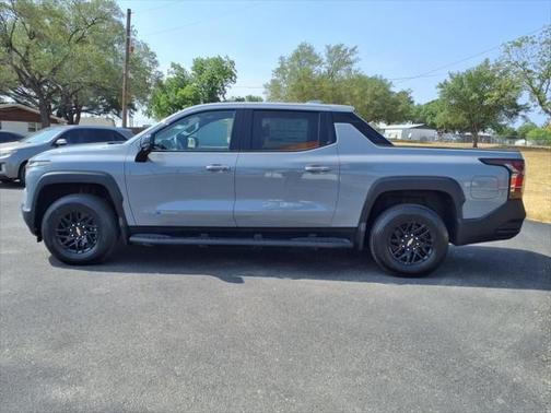 2025 Chevrolet Silverado EV LT