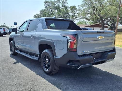 2025 Chevrolet Silverado EV LT