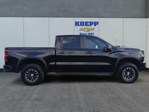 2025 Chevrolet Silverado 1500 ZR2