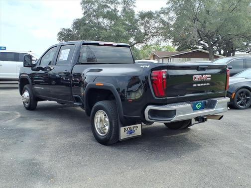 2024 GMC Sierra 3500 Base