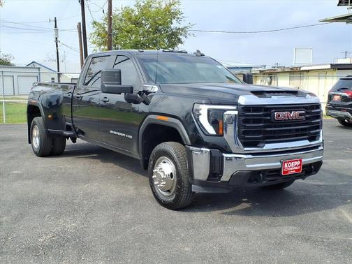 2024 GMC Sierra 3500 Base