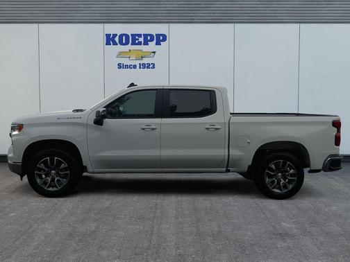 Summit White 2026 Chevrolet Silverado 1500 LT