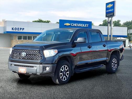 2017 Toyota Tundra SR5