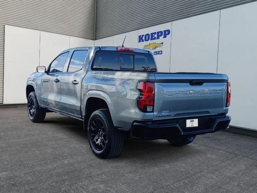 Sterling Gray Metallic 2026 Chevrolet Colorado WT