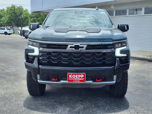 2025 Chevrolet Silverado 1500 ZR2