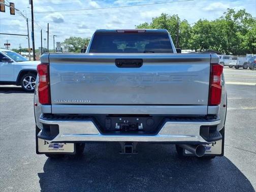 2025 Chevrolet Silverado 3500 LT