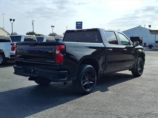 2022 Chevrolet Silverado 1500 Custom