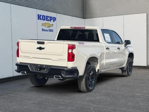 White Sand 2026 Chevrolet Silverado 1500 Custom Trail Boss