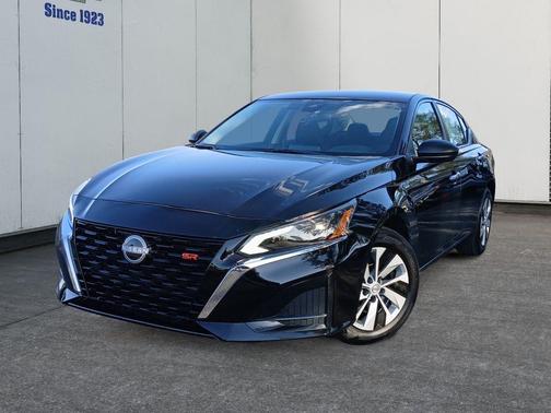 Black 2025 Nissan Altima S