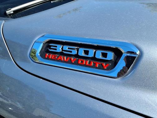 2024 RAM 3500 Lone Star Crew Cab 4x4 8' Box