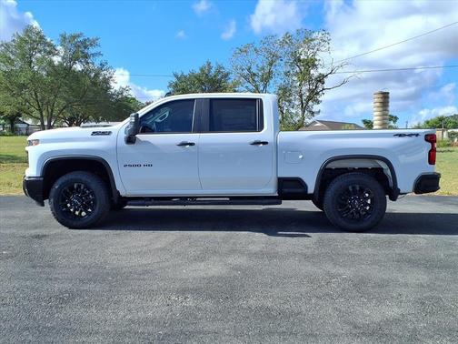 2025 Chevrolet Silverado 2500 Custom