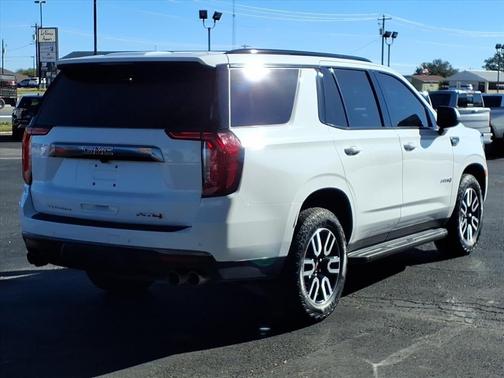 2024 GMC Yukon 4WD AT4