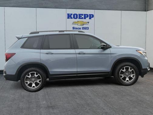 2023 Honda Passport AWD TrailSport
