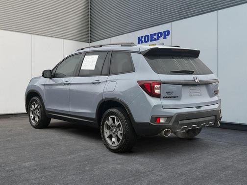 2023 Honda Passport AWD TrailSport