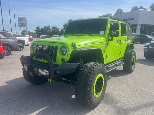 Gecko Pearlcoat 2012 Jeep Wrangler Unlimited Rubicon