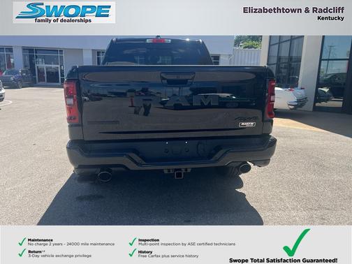 Diamond Black Crystal Pearlcoat 2026 RAM 1500 Big Horn/Lone Star